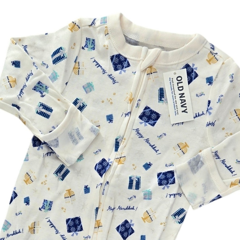 Old Navy NWT 3-6M Hanukkah Footed Sleeper Baby Unisex Holiday Aesthetic‎